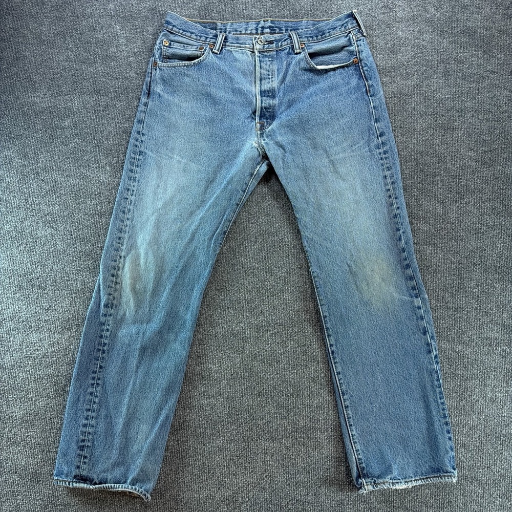 Vintage Levis 501 Mens Straight Leg Button Fly Blue Denim Jeans 35x30 Distressed